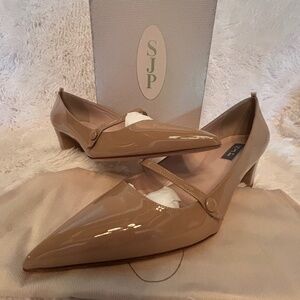 Your Shoe Closet Needs These!